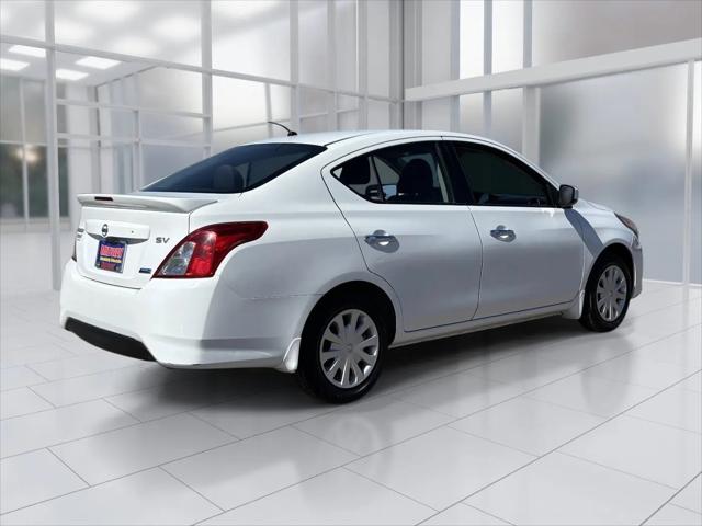 2016 Nissan Versa 1.6 SV