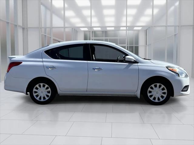 2016 Nissan Versa 1.6 SV
