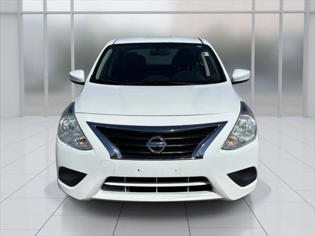 2016 Nissan Versa 1.6 SV