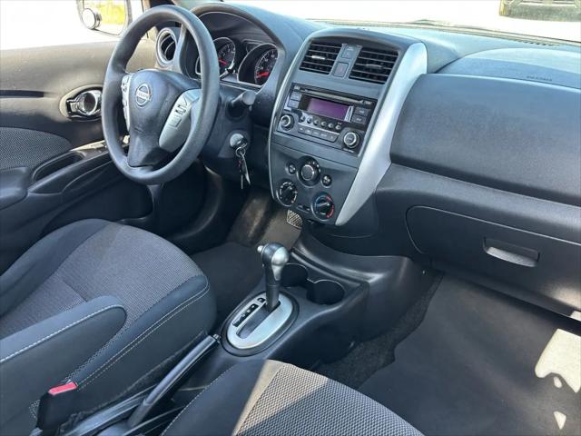 2016 Nissan Versa 1.6 SV