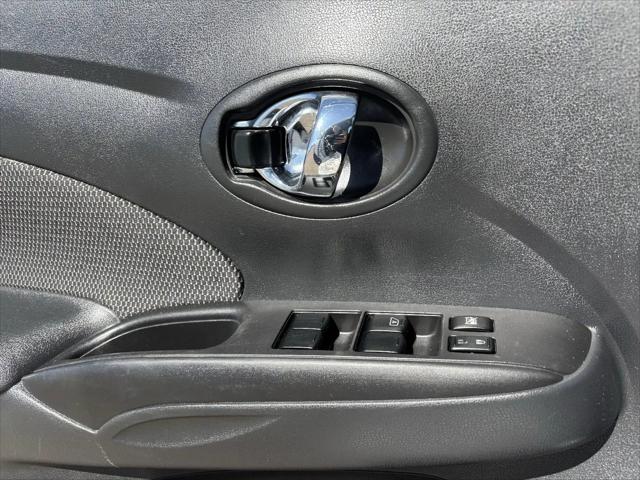 2016 Nissan Versa 1.6 SV