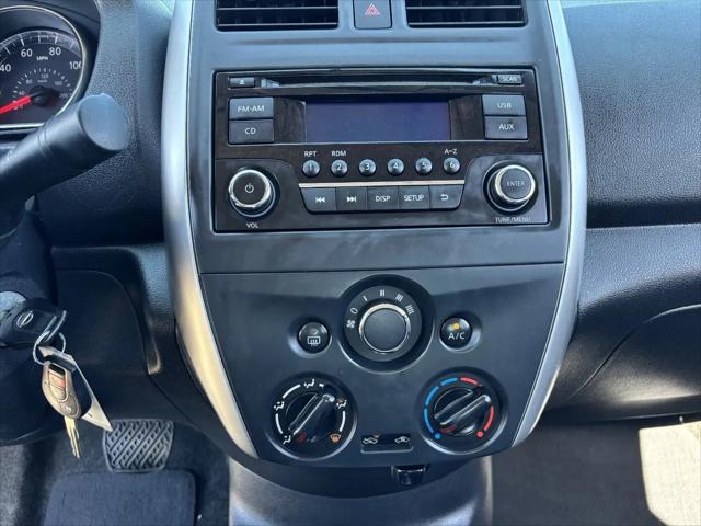 2016 Nissan Versa 1.6 SV