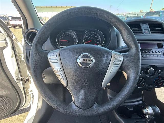 2016 Nissan Versa 1.6 SV