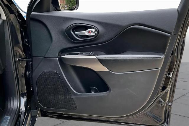 2020 Jeep Cherokee Limited FWD