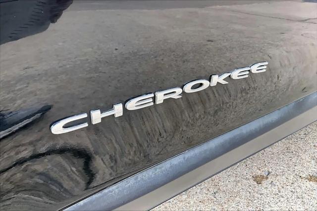 2020 Jeep Cherokee Limited FWD