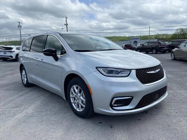 2024 Chrysler Pacifica Touring L for sale in Rochester, NY