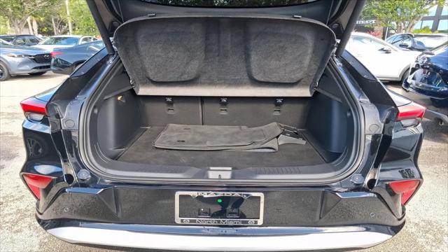 2025 Buick NV Sport Touring FWD