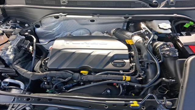 2025 Buick NV Sport Touring FWD
