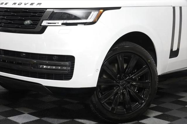 2026 Land Rover Range Rover P550e SE