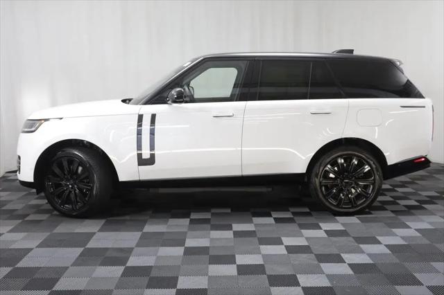 2026 Land Rover Range Rover P550e SE