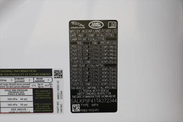 2026 Land Rover Range Rover P550e SE
