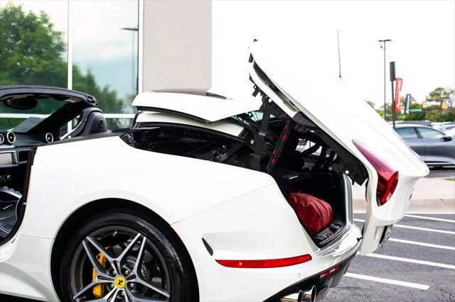 2015 Ferrari California T