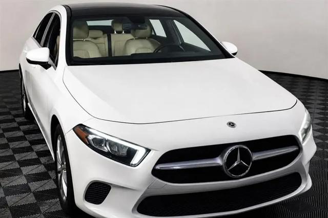 2019 Mercedes-Benz A 220 A 220