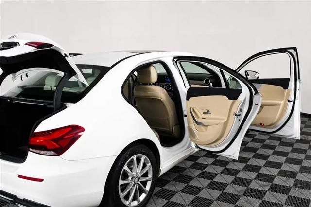 2019 Mercedes-Benz A 220 A 220