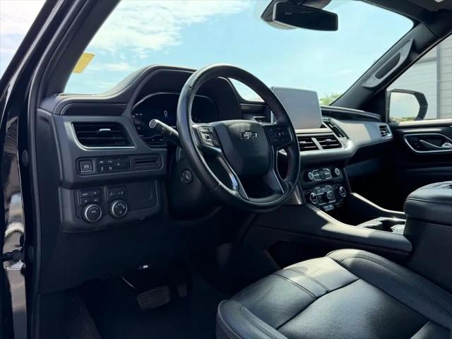 2023 Chevrolet Suburban 4WD RST