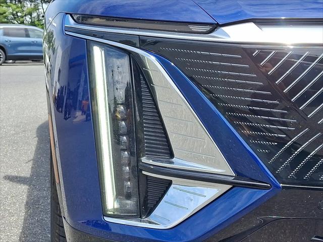 2024 Cadillac iQ Luxury w/1SC