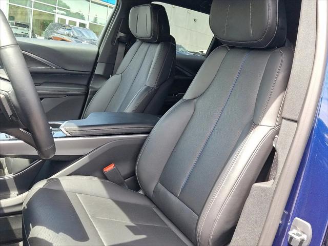 2024 Cadillac iQ Luxury w/1SC