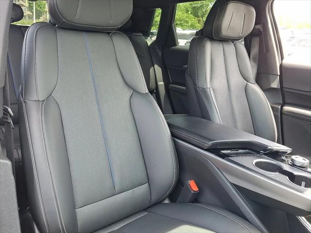 2024 Cadillac iQ Luxury w/1SC