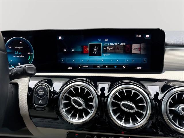 2021 Mercedes-Benz A 220 A 220