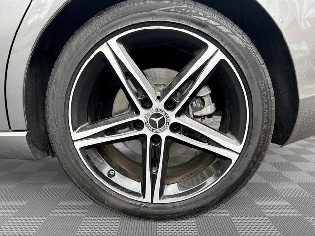 2021 Mercedes-Benz A 220 A 220