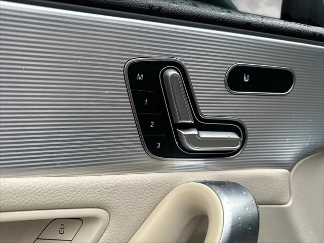 2021 Mercedes-Benz A 220 A 220