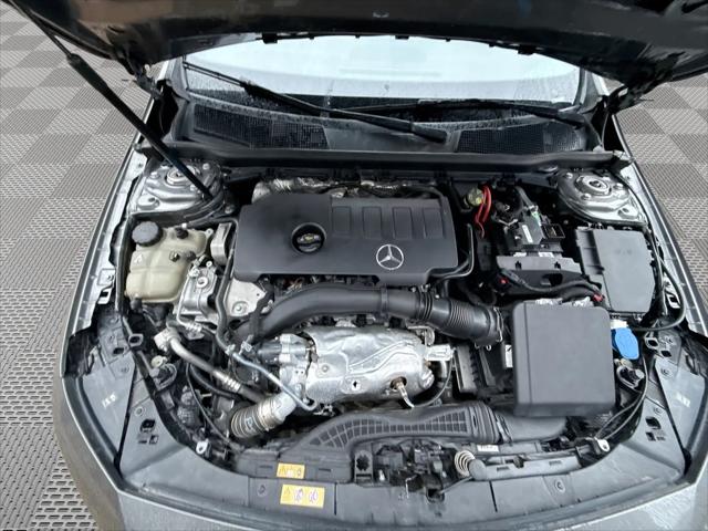 2021 Mercedes-Benz A 220 A 220