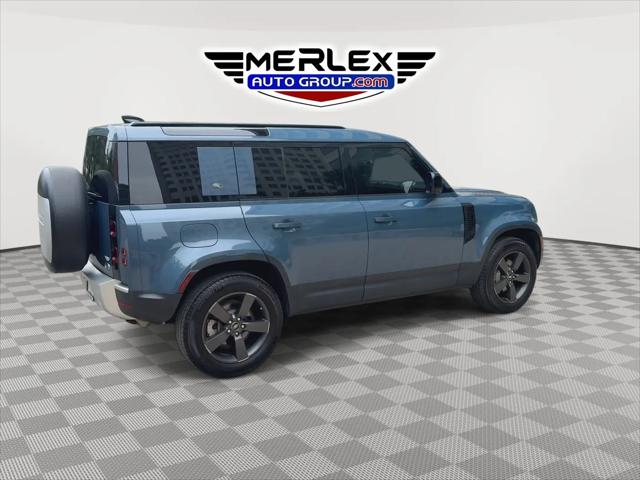 2020 Land Rover Defender 110 SE