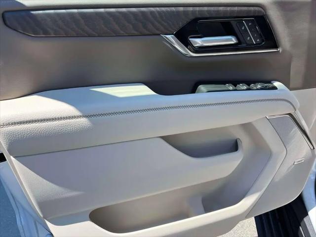 2026 GMC Yukon XL 4WD Denali