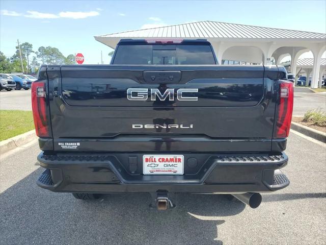 2025 GMC Sierra 3500HD 4WD Crew Cab Standard Bed Denali Ultimate