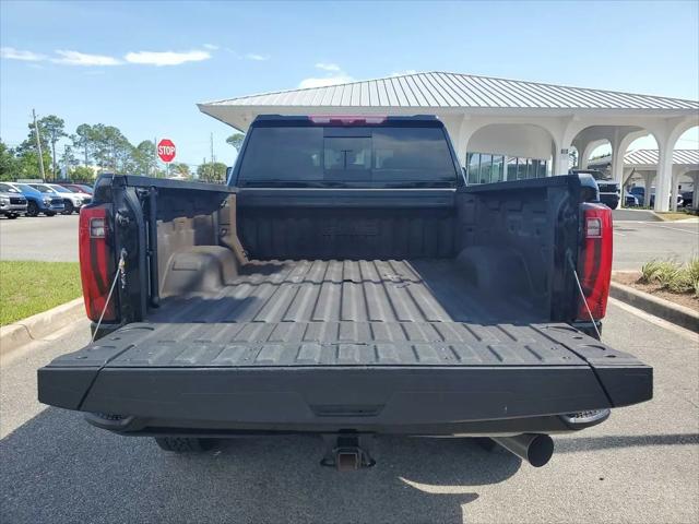 2025 GMC Sierra 3500HD 4WD Crew Cab Standard Bed Denali Ultimate
