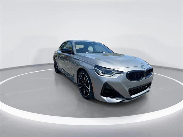 2025 BMW M240 i xDrive