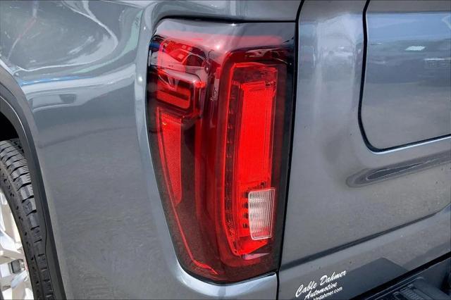 2021 GMC Sierra 1500 4WD Crew Cab Short Box SLT