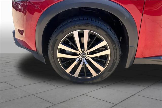 2023 Nissan Pathfinder Platinum FWD
