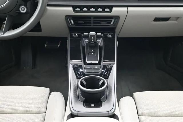 2024 Porsche 911 Carrera 4S