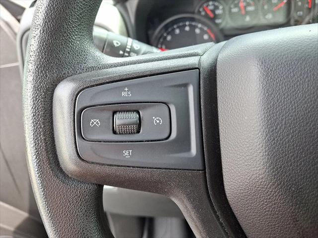 2020 Chevrolet Silverado 1500 4WD Double Cab Standard Bed Custom