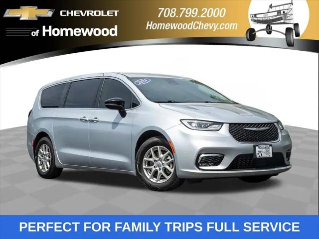 2024 Chrysler Pacifica Touring L for sale in Homewood, IL