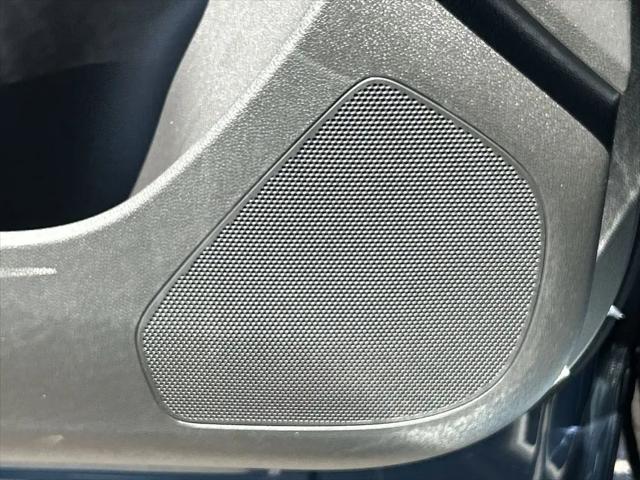 2026 Buick NV Sport Touring FWD