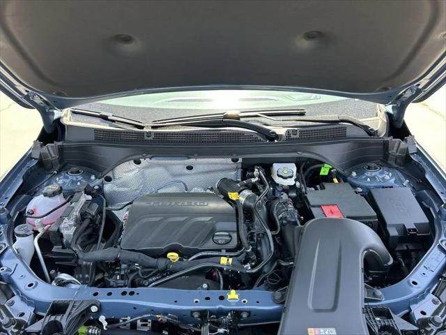 2026 Buick NV Sport Touring FWD