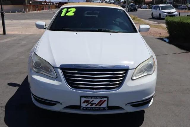 2012 Chrysler 200 Touring