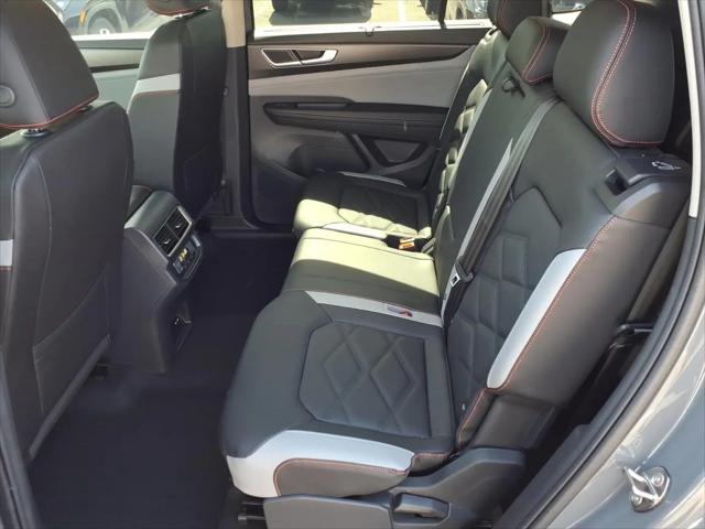 2026 Volkswagen Atlas Peak Edition