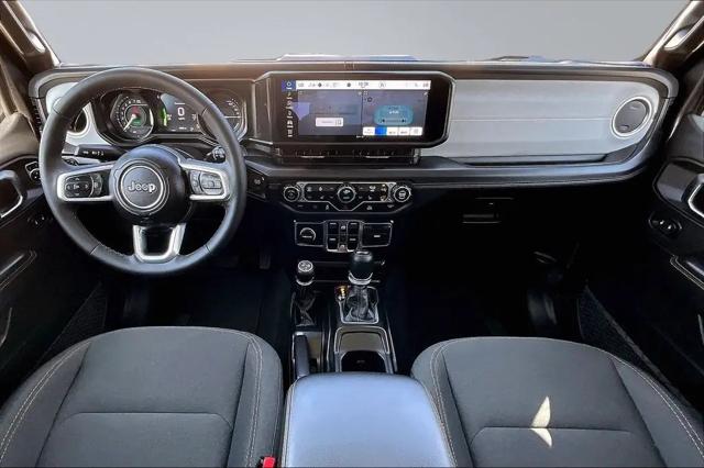 2025 Jeep Wrangler 4xe Sahara 4xe