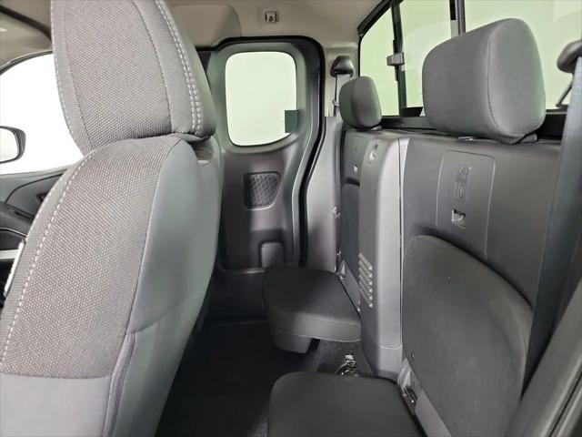 2025 Nissan Frontier King Cab SV 4x2