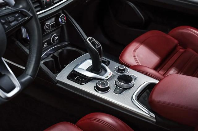 2023 Alfa Romeo Stelvio Veloce AWD