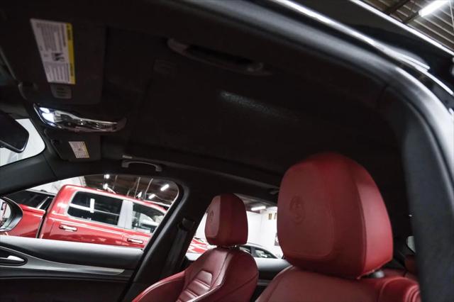 2023 Alfa Romeo Stelvio Veloce AWD