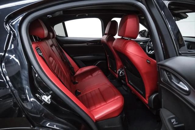 2023 Alfa Romeo Stelvio Veloce AWD