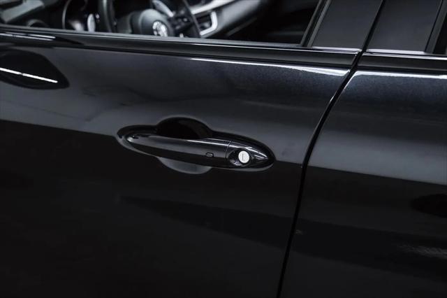 2023 Alfa Romeo Stelvio Veloce AWD