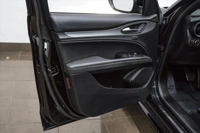 2023 Alfa Romeo Stelvio Veloce AWD