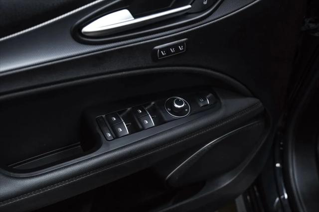 2023 Alfa Romeo Stelvio Veloce AWD