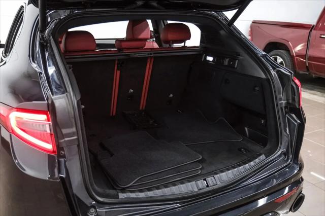 2023 Alfa Romeo Stelvio Veloce AWD