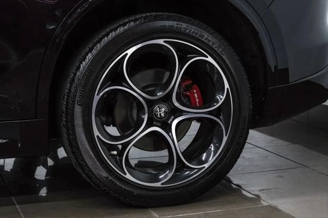 2023 Alfa Romeo Stelvio Veloce AWD